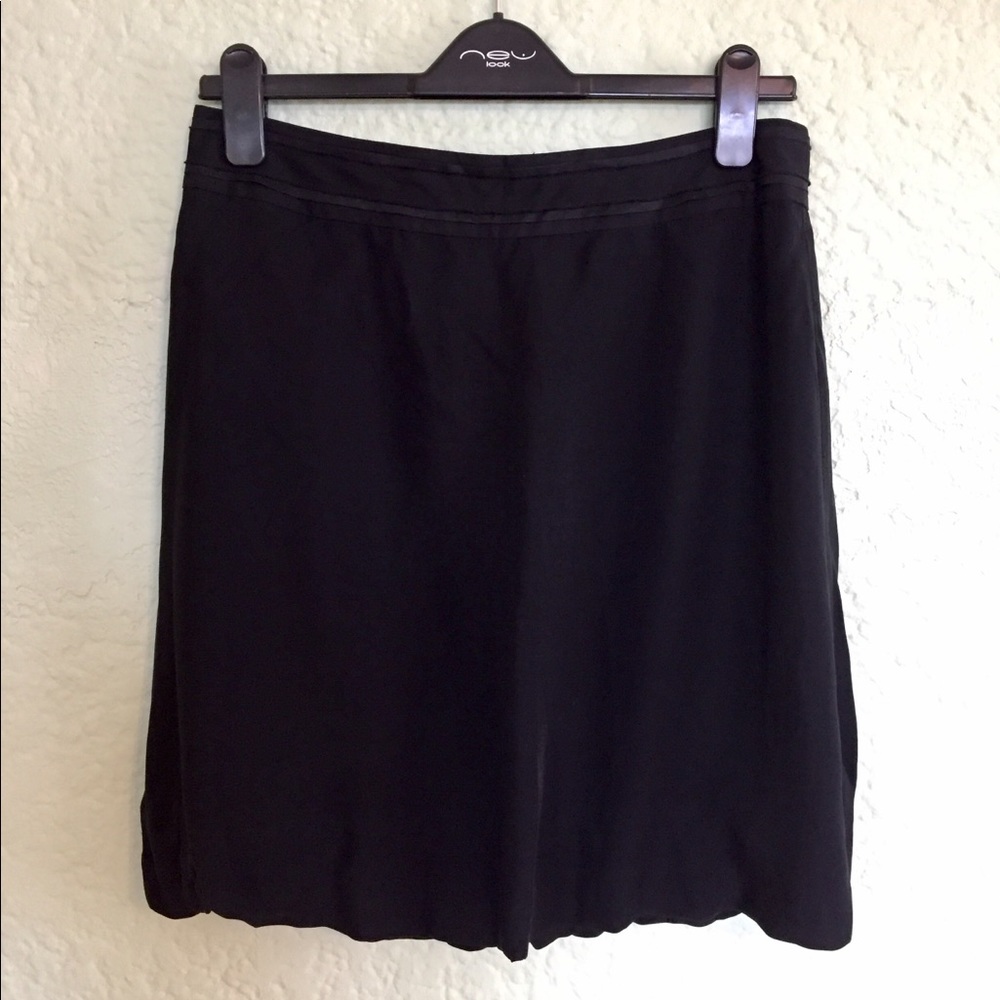 Club Monaco Black Silk Skirt